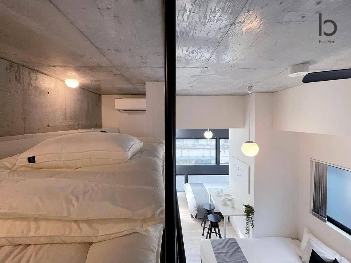 アパート Bhotel Nekoyard - Modern Loft Near Peace Park & Center