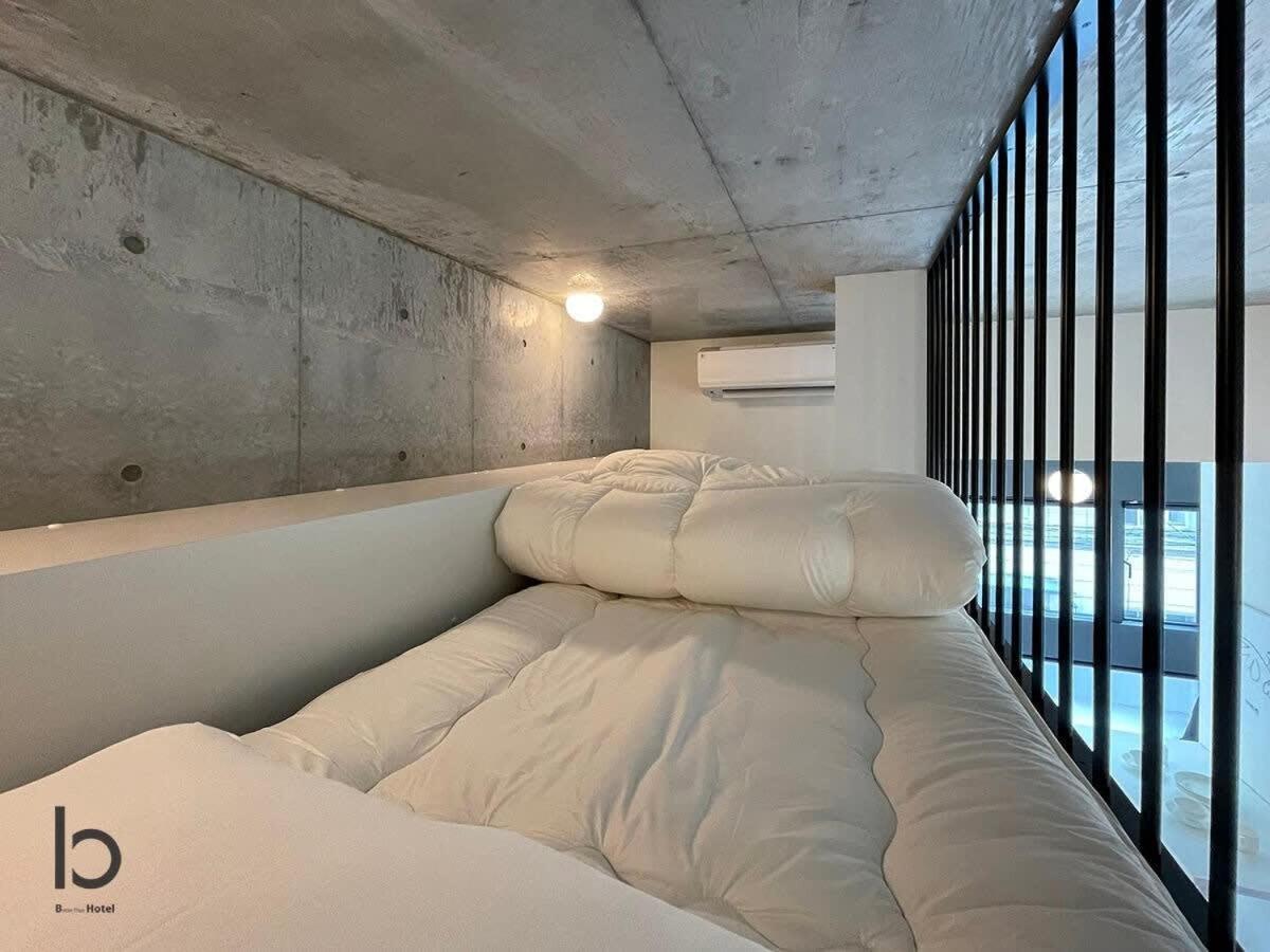 アパート Bhotel Nekoyard - Modern Loft Near Peace Park & Center